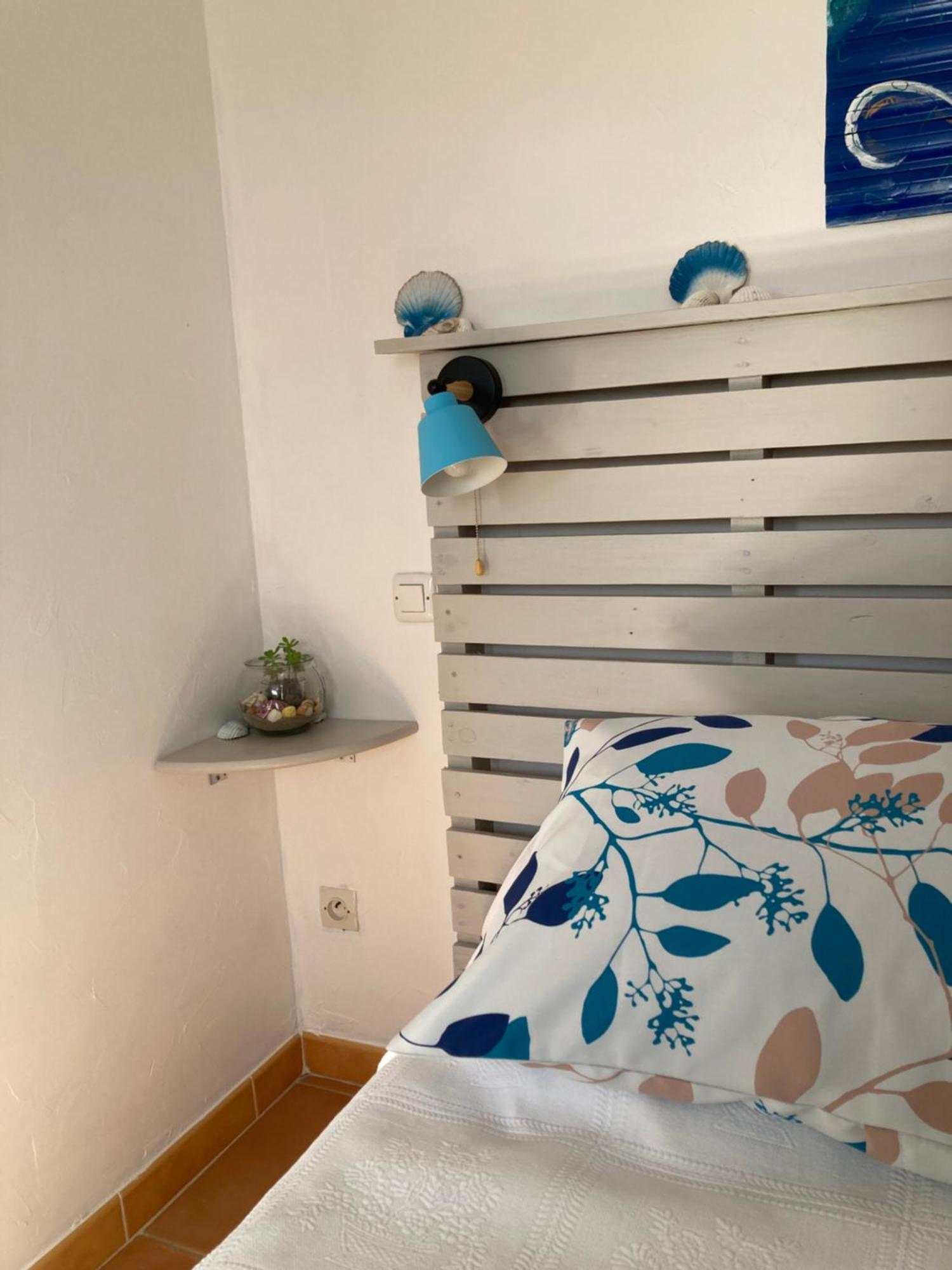 Les Hirondelles Apartment *